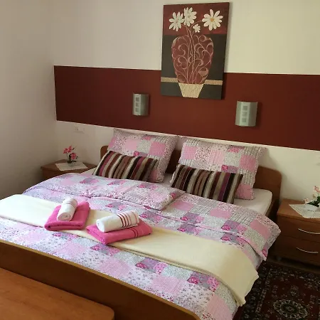 Vendégház And Tavcar Bled