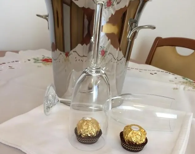 And Tavcar בית הארחה